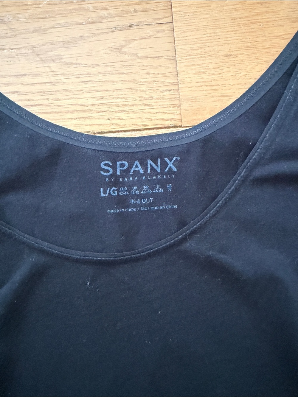 SPANX In & Out Tank Top Black Shapewear Scoop Neck Size L - Picture 4 of 6